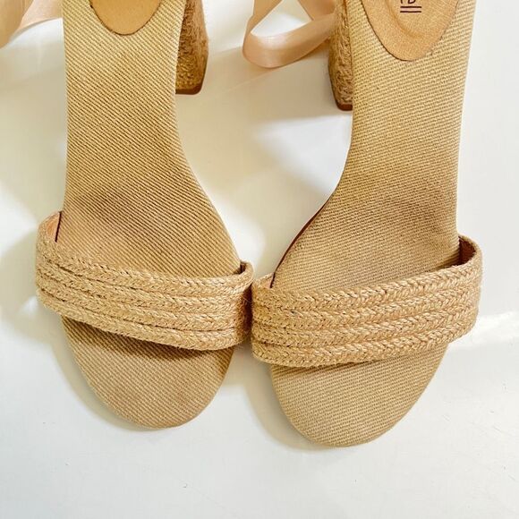 Jeffrey Campbell Rowboat Sandal in Tan - Picture 3 of 9